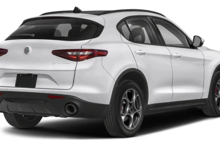 Náhled Alfa Romeo Stelvio 2.2 JTD 190hp Sprint Zadní pohled
