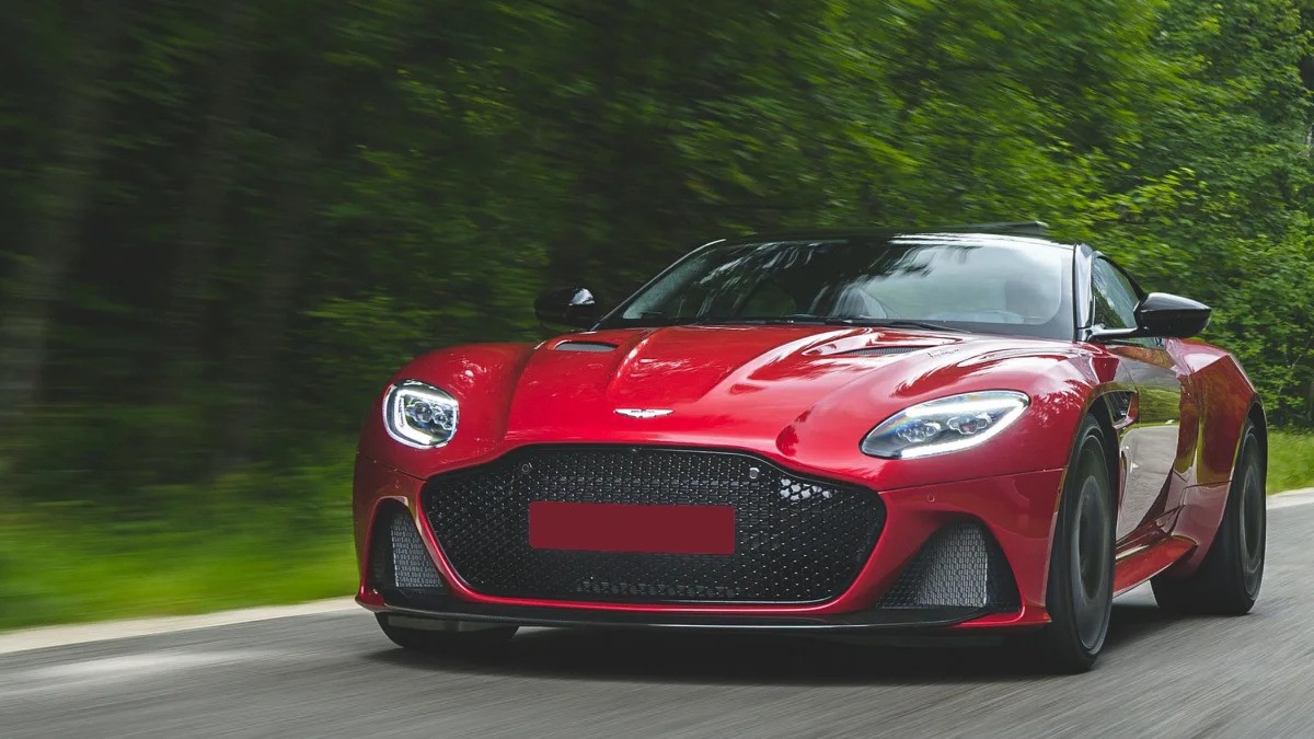 Aston Martin DBS 5.2 V12 Superleggera Front