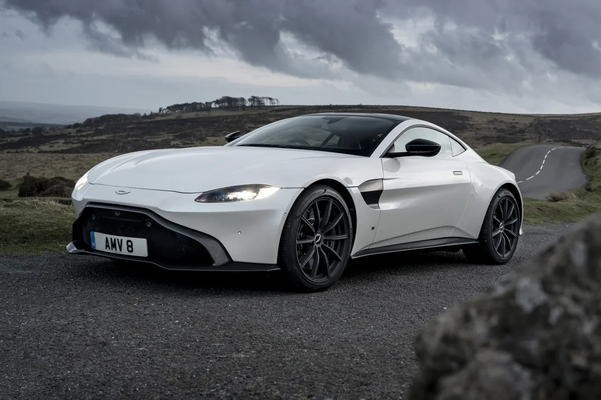 Aston Martin Vantage Front