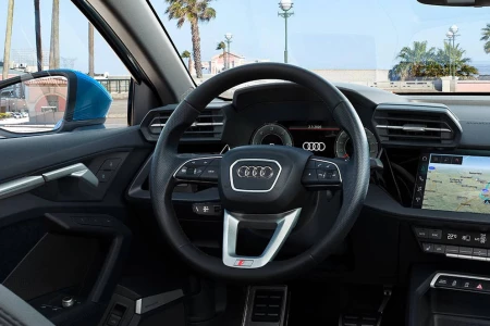 Miniaturansicht von Audi A3 Sportback 30 TFSI Edition One Innere