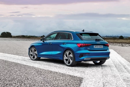 Miniaturansicht von Audi A3 Sportback 30 TFSI Edition One Rückansicht