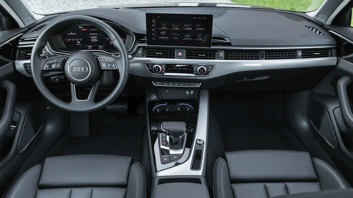 Audi A4 40 TFSI Quattro S Edition Innere