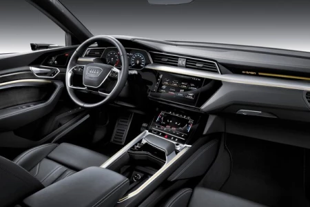 Miniaturansicht von Audi E-tron 50 Quattro S Edition Innere