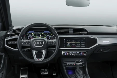 Miniaturansicht von Audi Q3 40 TFSI Quattro Business Edition Innere