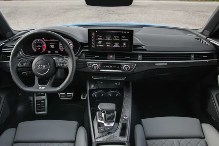 Miniaturansicht von Audi S4 TDI Quattro Innere