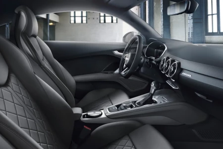 Miniaturansicht von Audi TT Coupe 45 TFSI Pro Line S Competition Innere