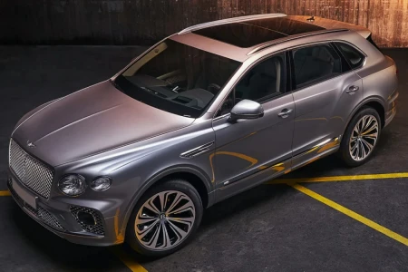 Náhľad Bentley Bentayga V8 Pohľad zpredu