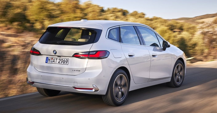 BMW 216d Active Tourer Corporate Executive Rückansicht