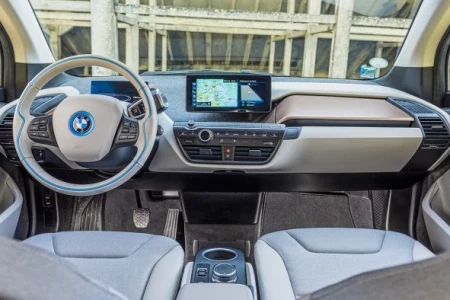 Miniaturansicht von BMW I3 120Ah For The Oceans Edition Innere