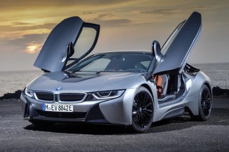 Miniaturansicht von BMW I8 Coupe Vorderansicht