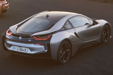 Miniaturansicht von BMW I8 Coupe Rückansicht