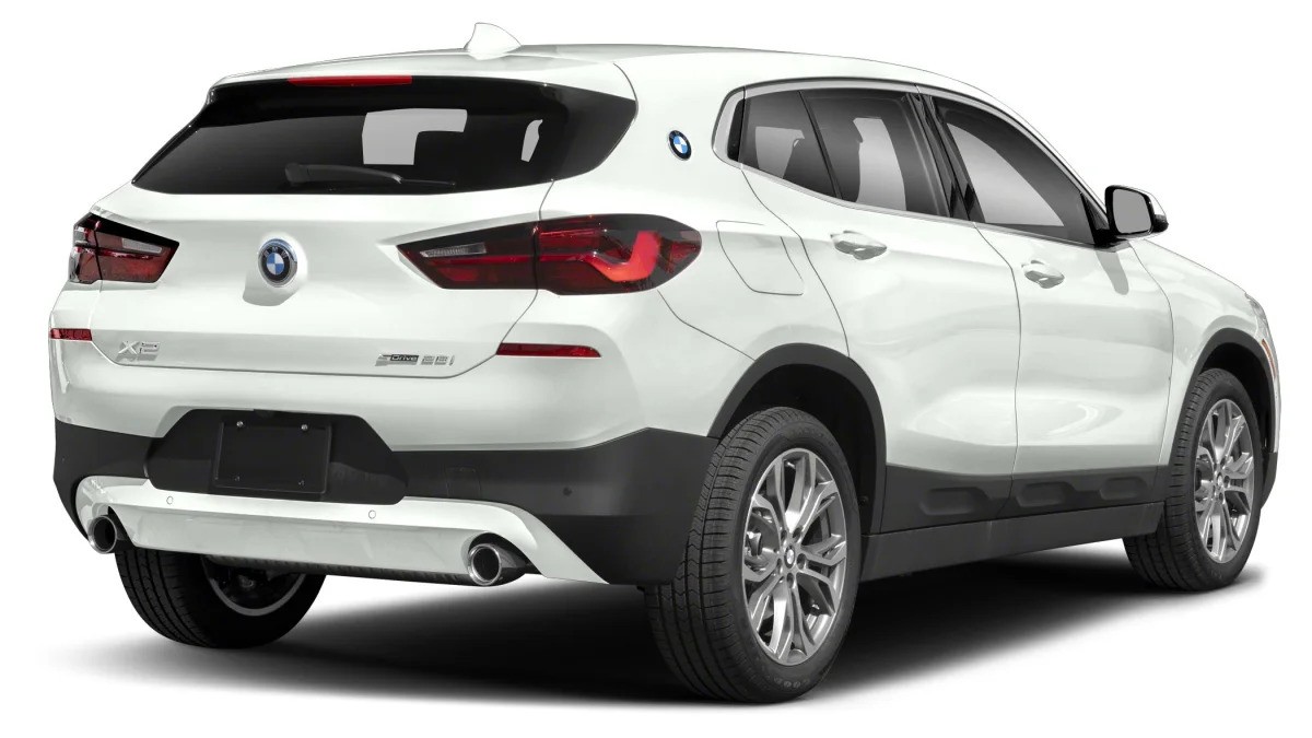 BMW X2 XDrive25e Rear view