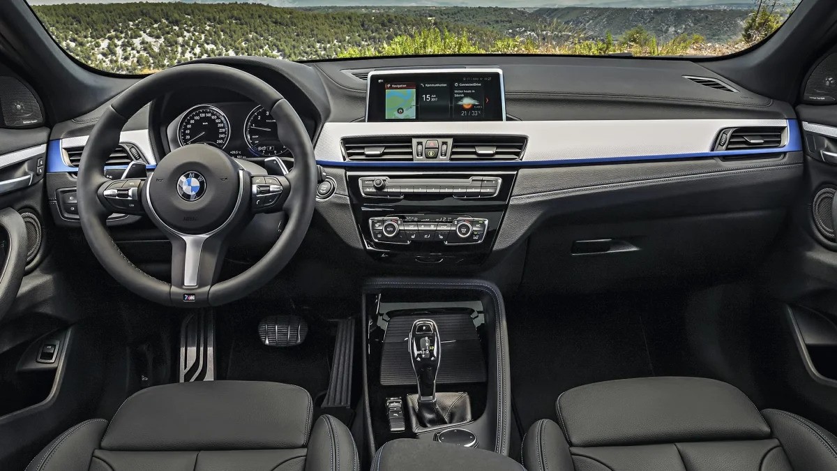 BMW X2 XDrive25e Interior
