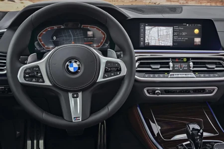 Miniaturansicht von BMW X5 XDrive40d Innere