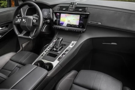 Miniaturansicht von DS DS7 Crossback E-Tense 225 Executive Innere