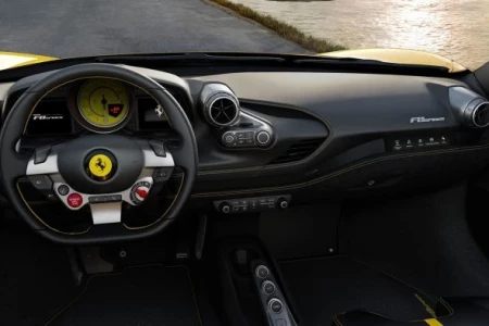 Miniaturansicht von Ferrari F8 Spider Innere