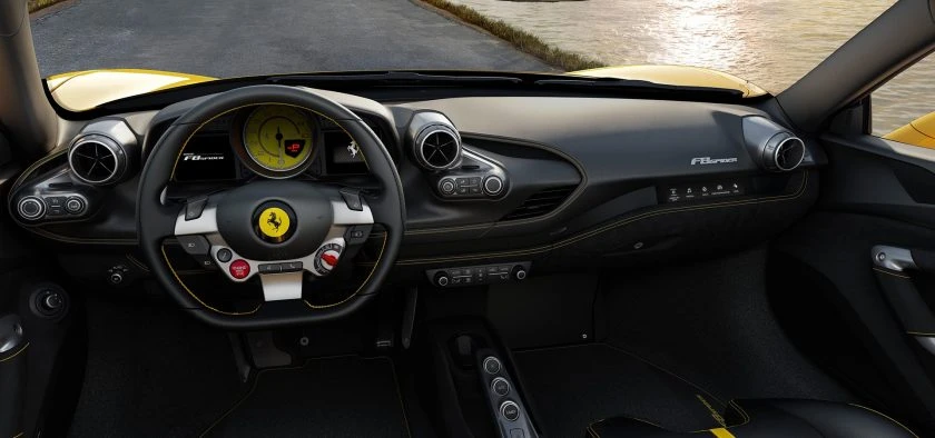Ferrari F8 Spider Innere