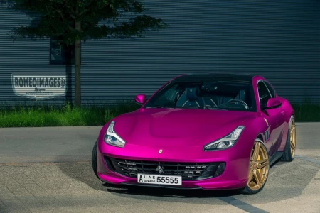 Miniaturansicht von Ferrari GTC4 Lusso V8 Vorderansicht