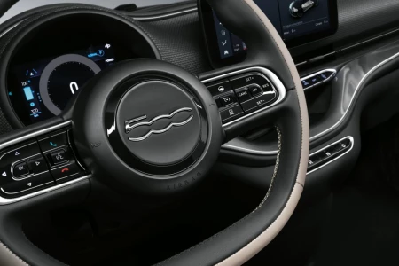Miniaturansicht von Fiat 500e Action Innere