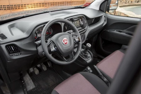 Miniaturansicht von Fiat Doblo Cargo 1.3 MultiJet 95 Innere