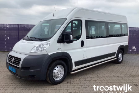 Miniaturansicht von Fiat Ducato Panorama L2H2 35 3.0 Natural Power Vorderansicht