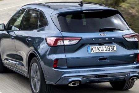 Miniaturansicht von Ford Kuga 1.5 EcoBoost 150hp ST-Line X Rückansicht