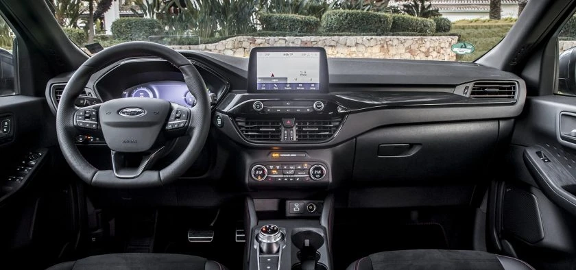 Ford Kuga 1.5 EcoBoost 150hp ST-Line X Innere