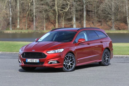 Miniaturansicht von Ford Mondeo Wagon Hybride Vignale Vorderansicht