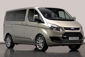 Miniaturansicht von Ford Transit Custom Kombi L1H1 PHEV Trend Vorderansicht