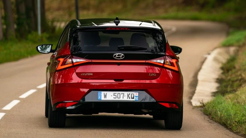Hyundai I20 1.2 MPI Comfort Smart Rückansicht