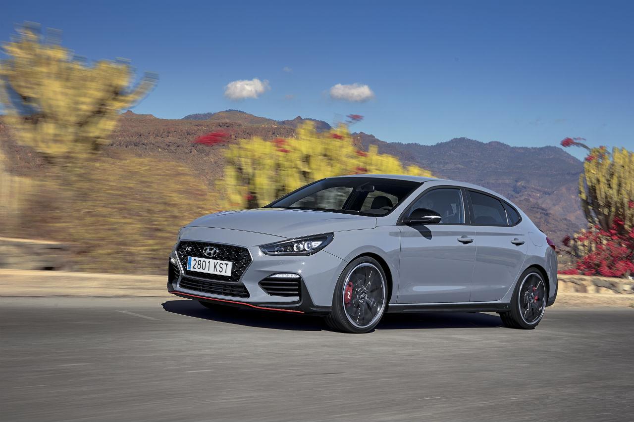 Hyundai I30 Fastback 1.5 T-GDI 48V N Line Sky Vorderansicht