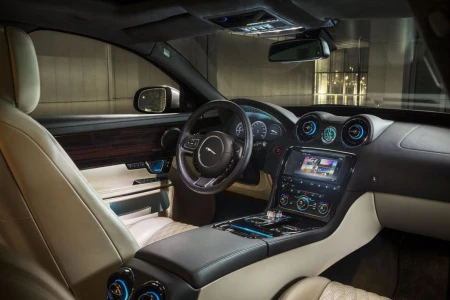 Miniaturansicht von Jaguar XJ 3.0D V6 XJ50 Innere