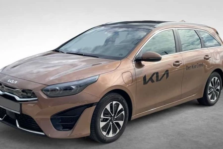 Miniaturansicht von Kia Ceed Sportswagon 1.6 GDi PHEV ExecutiveLine Vorderansicht