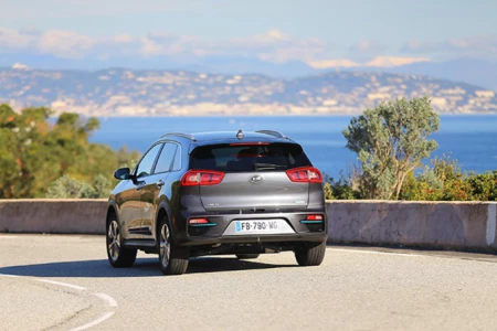 Miniaturansicht von Kia E-Niro 64kWh ExecutiveLine Rückansicht
