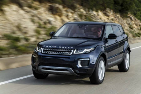 Miniaturansicht von Land Rover Range Rover Evoque P160 SE Vorderansicht