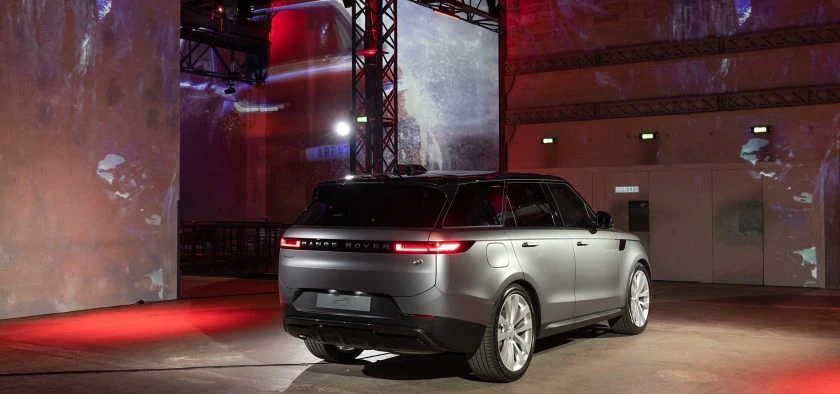 Land Rover Range Rover Sport D350 HST Rückansicht