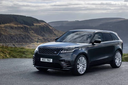 Miniaturansicht von Land Rover Range Rover Velar P400 SE Vorderansicht