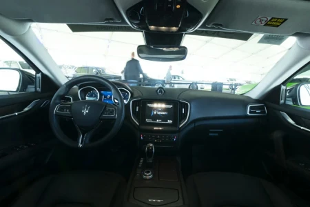 Miniaturansicht von Maserati Ghibli 3.0 V6 Diesel GranLusso Innere