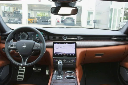 Miniaturansicht von Maserati Quattroporte Diesel V6 GranSport Innere