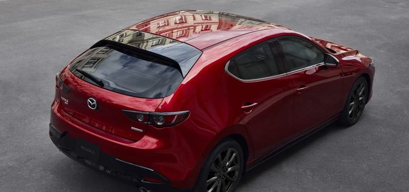 Mazda 3 SkyActiv-X 2.0 180 Luxury Rückansicht
