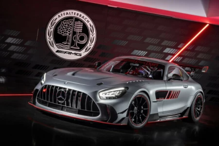 Miniaturansicht von Mercedes-Benz AMG GT Vorderansicht