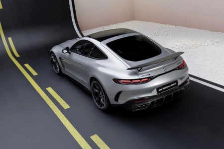 Miniaturansicht von Mercedes-Benz AMG GT Rückansicht