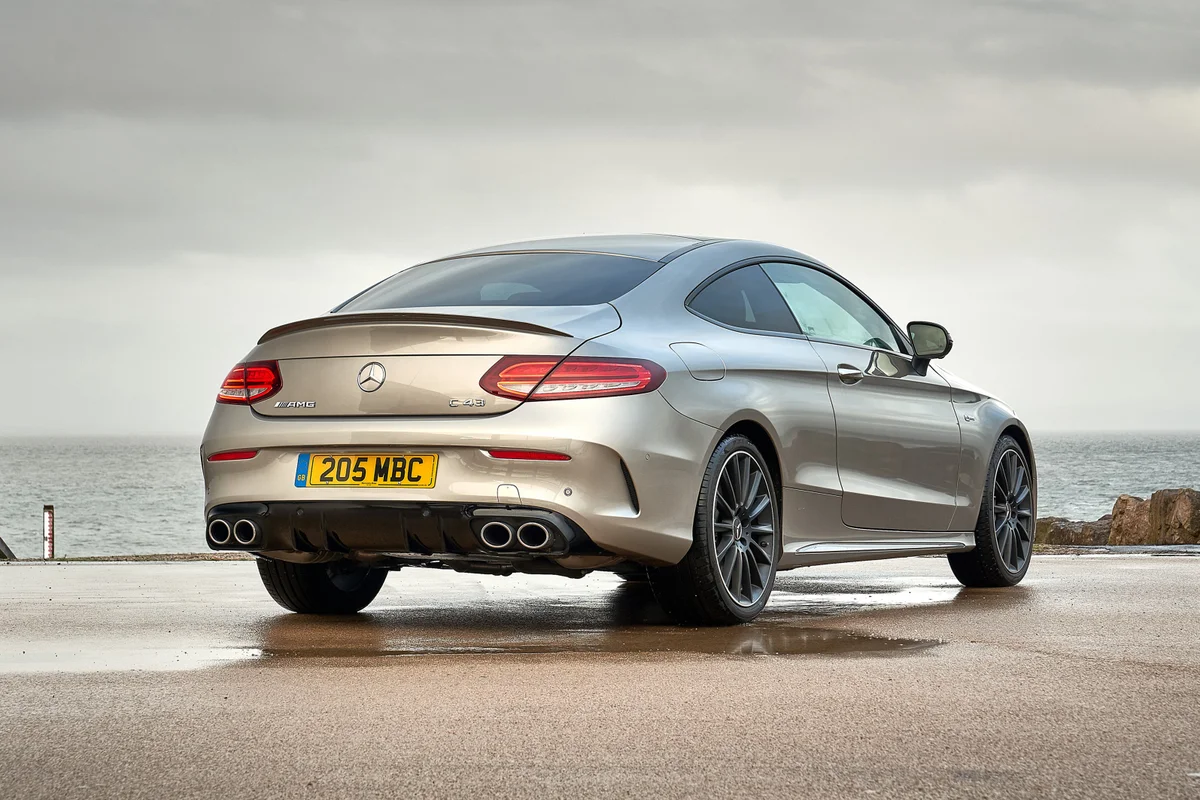 Mercedes-Benz C 220 D 4MATIC Coupe Rückansicht