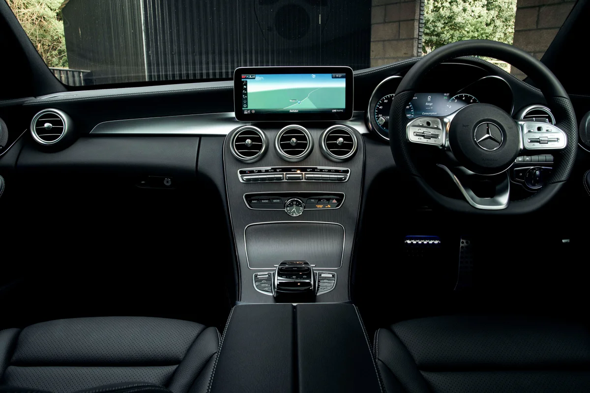 Mercedes-Benz C 300 E Estate Business Solution AMG Innere