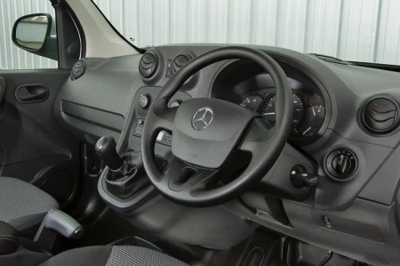 Miniaturansicht von Mercedes-Benz Citan XLWB 109 CDI Innere