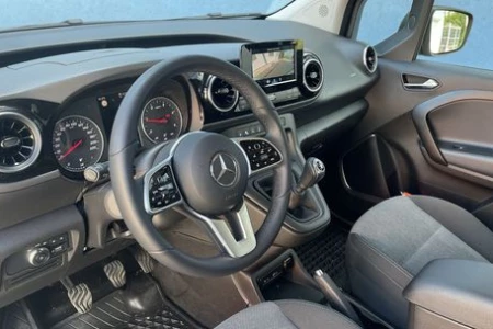 Miniaturansicht von Mercedes-Benz Citan Tourer L 109 CDI Ambiente Innere