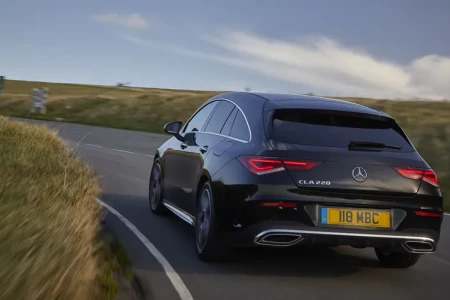 Miniaturansicht von Mercedes-Benz CLA 200 D Shooting Brake Business Solution Rückansicht