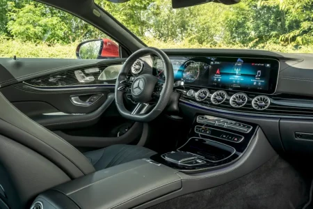 Miniaturansicht von Mercedes-Benz CLS 400 D 4MATIC Innere