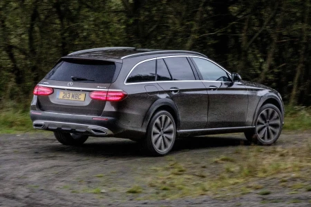Miniaturansicht von Mercedes-Benz E 400 D 4MATIC All-Terrain Rückansicht
