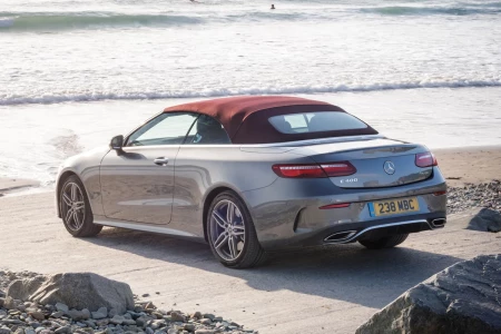 Miniaturansicht von Mercedes-Benz E 220 D Cabriolet Rückansicht